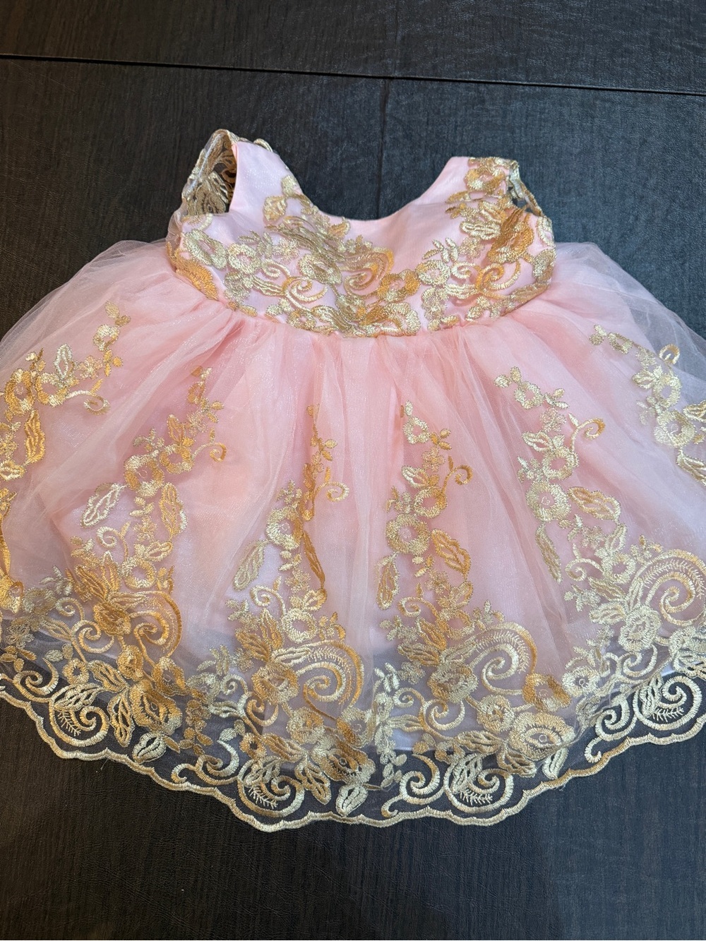 Pink Tulle Party Dress with Gold Embroidery Sz 100 (3T)